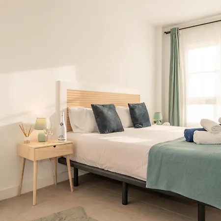 Appartement 2 Bedroom Amazing Views Ocean Front Sunny Terrace With Pool In Costa Adeje By Aqua Vista Tenerife