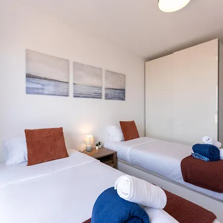 Callao Sunset Apartment, Sea View And Pool Apartment