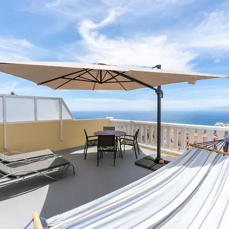 Callao Sunset Apartment, Sea View And Pool Apartment